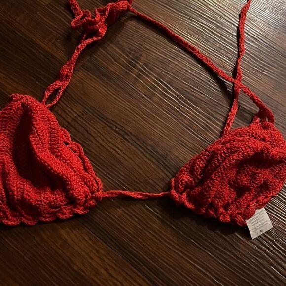 Red Crochet Medium Size Bathing Suit - Excellent Conditoon Red Bikini - Picture 3 of 5